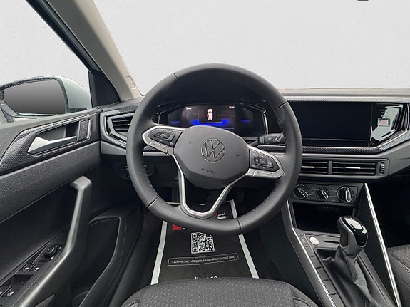 Volkswagen Polo 10 of 12