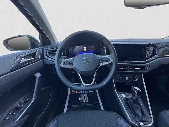Volkswagen Polo 10 of 12