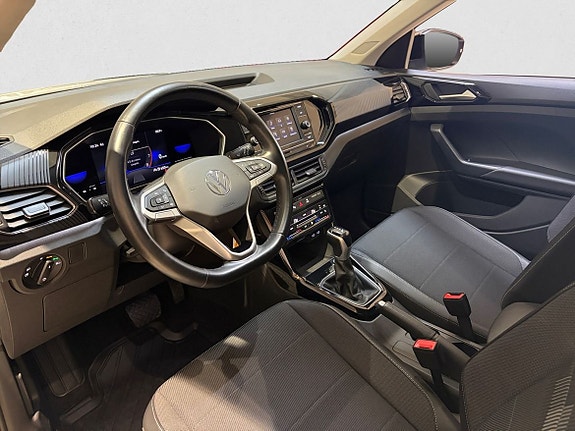 Volkswagen T-Cross 7 of 10