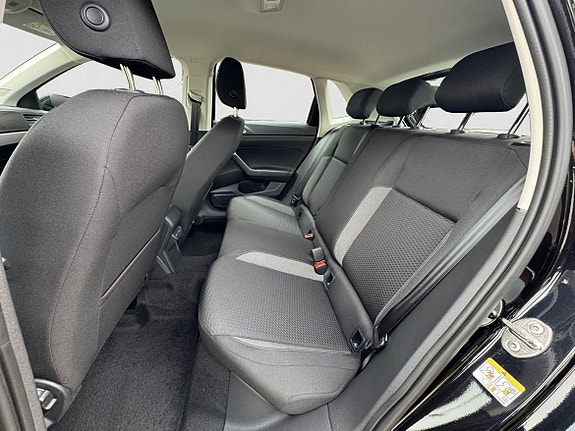 Volkswagen Polo 9 of 10