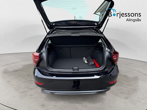 Volkswagen Polo 10 of 10