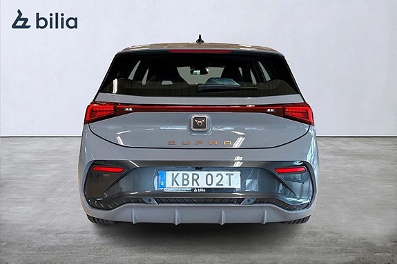 Cupra Born 5 of 22