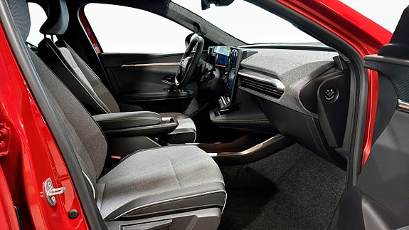 Renault Scenic E-Tech 3 of 14