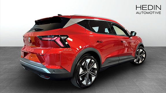 Renault Scenic E-Tech 2 of 14