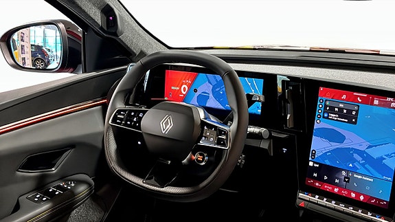 Renault Scenic E-Tech 14 of 14