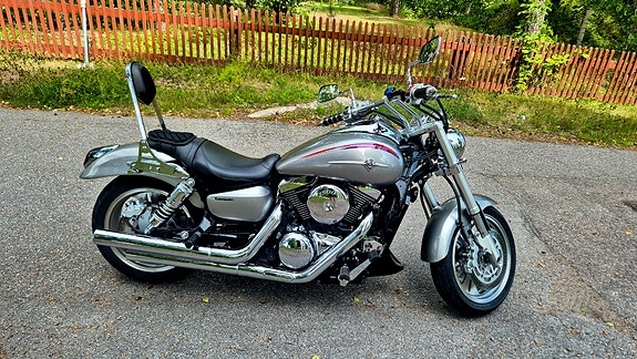 Kawasaki Vulcan 1500 Meanstreak 2 of 6