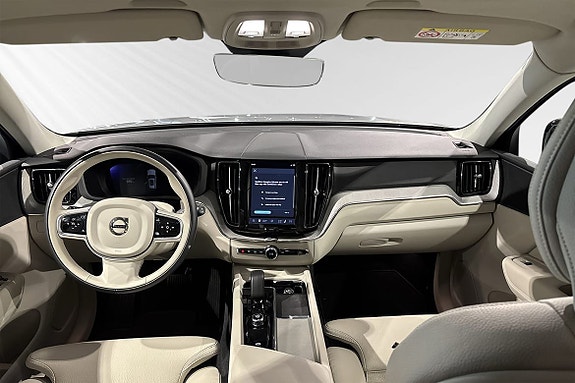 Volvo XC60 9 of 17