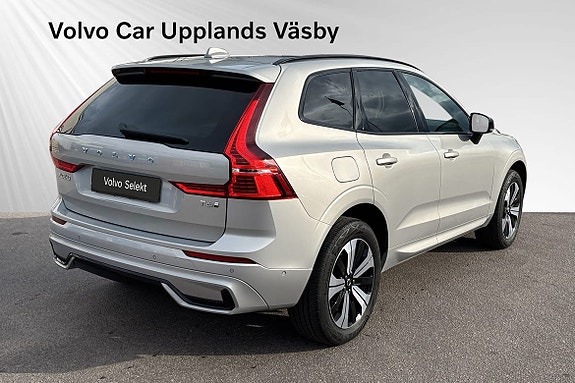 Volvo XC60 5 of 17