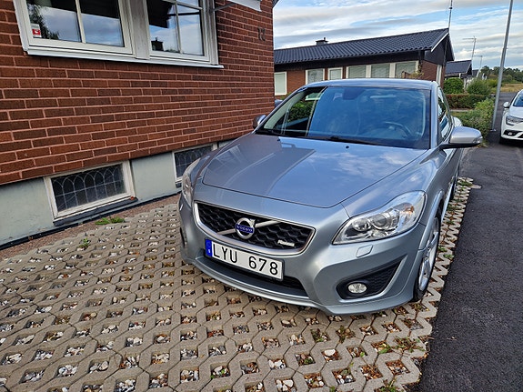 Volvo C30 2 of 8