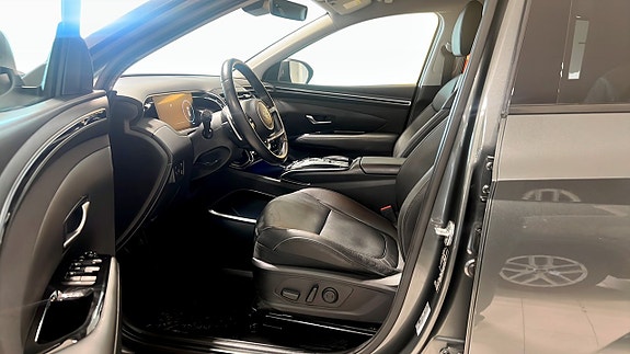 Hyundai Tucson 5 of 12