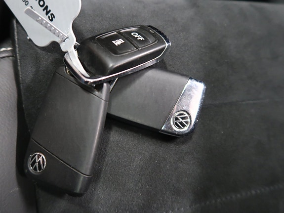 Volkswagen Passat 29 of 30