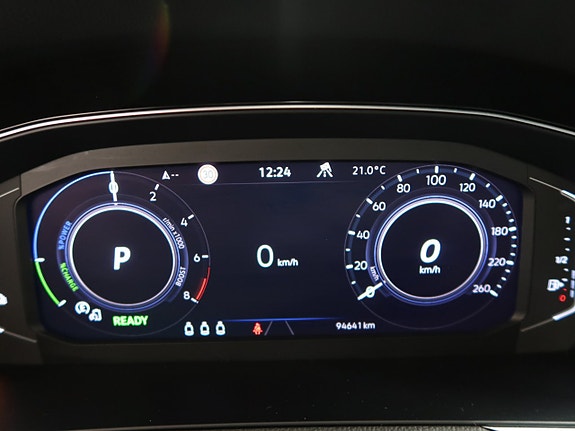 Volkswagen Passat 20 of 30