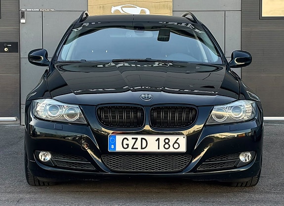 BMW 325i 4 of 19