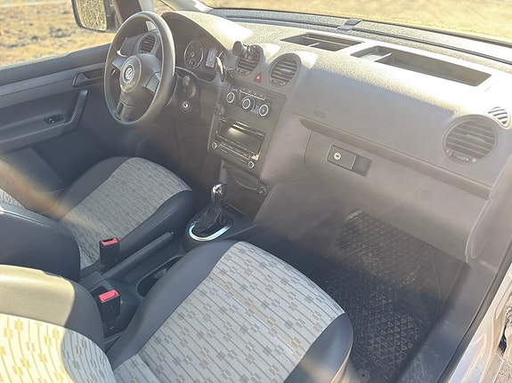 Volkswagen Caddy 4 of 5