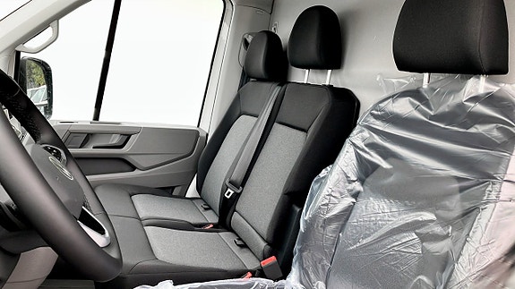 Volkswagen Crafter 8 of 12