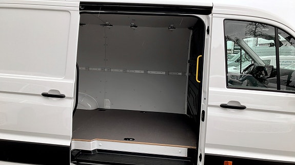 Volkswagen Crafter 11 of 12