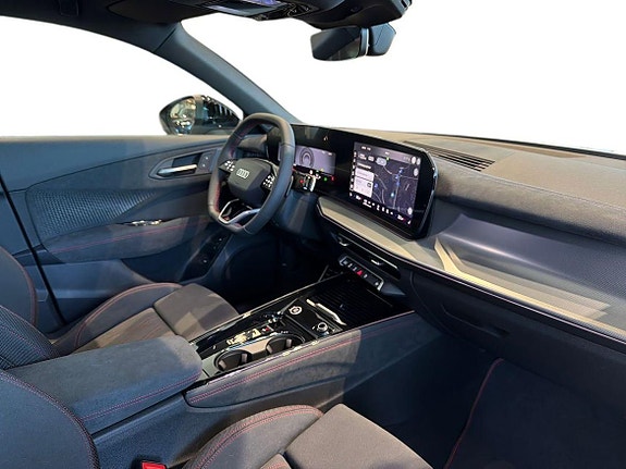 Audi Q3 11 of 22