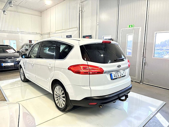 Ford S-MAX 5 of 15