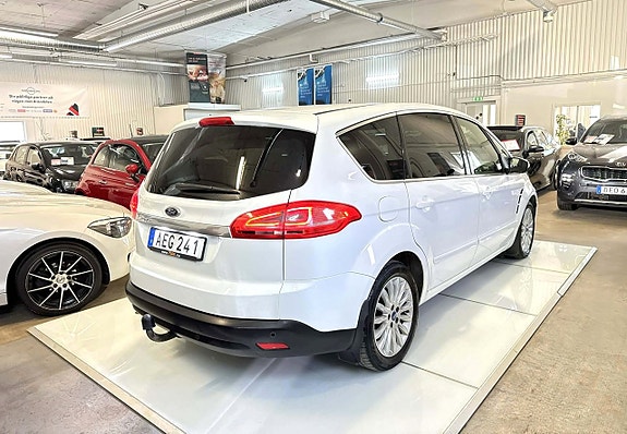 Ford S-MAX 7 of 15