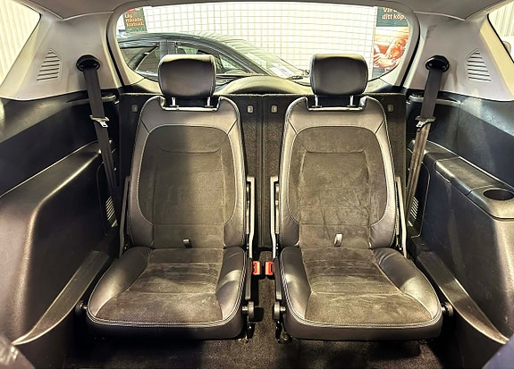 Ford S-MAX 12 of 15