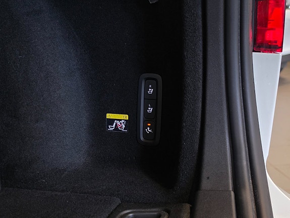 Volvo V60 16 of 17