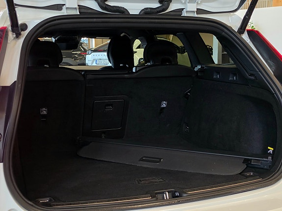 Volvo V60 15 of 17