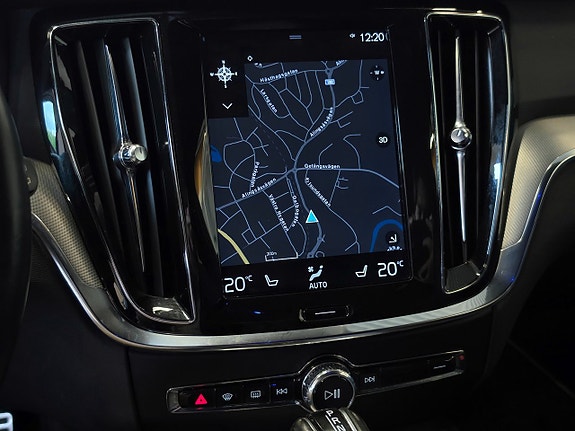 Volvo V60 12 of 17