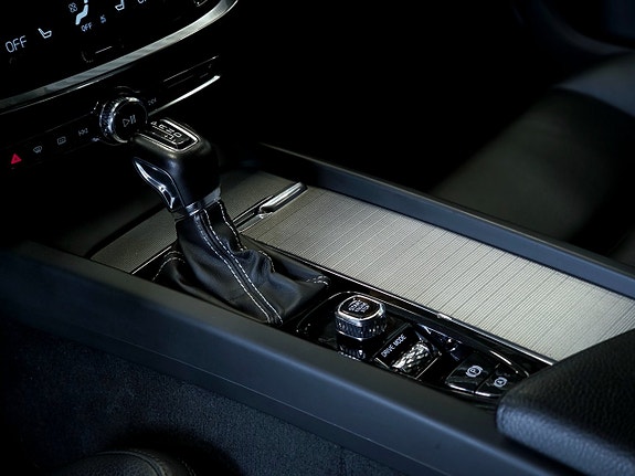 Volvo V60 14 of 17