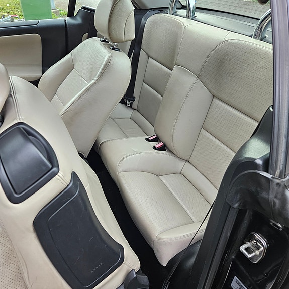 Peugeot 207 CC 5 of 11