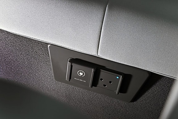 Hyundai IONIQ 14 of 18