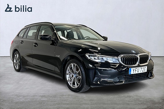 BMW 330e 3 of 23