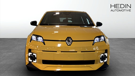 Renault 5 E-Tech 8 of 14