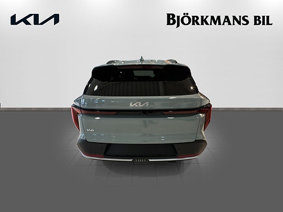 Kia K4 5 of 20
