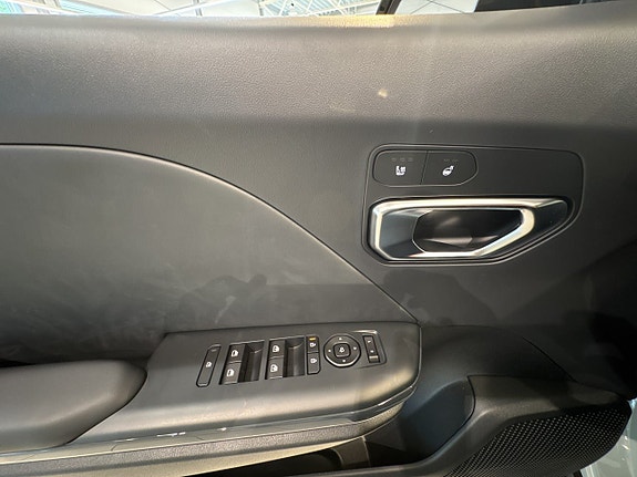 Kia K4 18 of 20