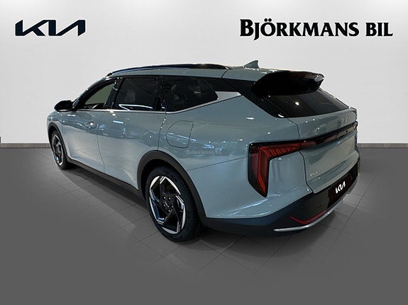 Kia K4 6 of 20