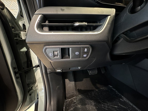 Kia K4 16 of 20