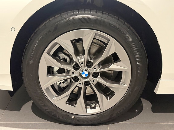 BMW 120 5 of 18