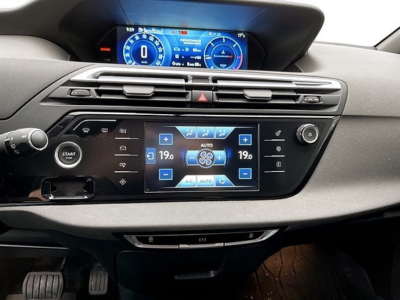 Citroen Grand C4 Picasso 9 of 15