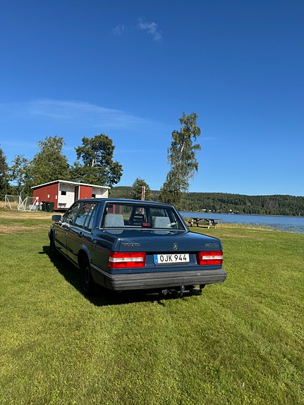 Volvo 740 5 of 12