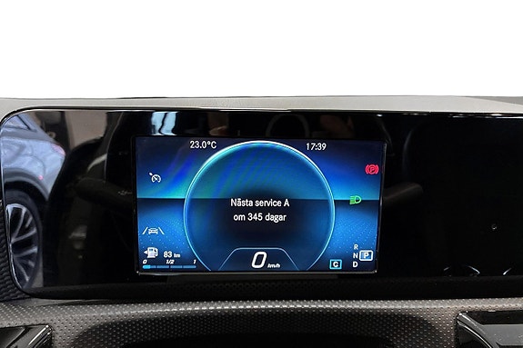 Mercedes-Benz A180 13 of 13