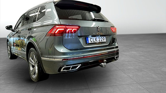 Volkswagen Tiguan Allspace 13 of 25