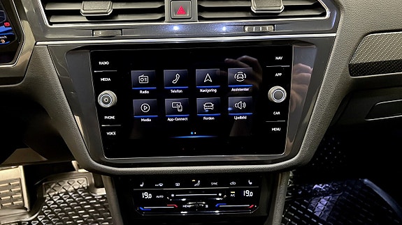 Volkswagen Tiguan Allspace 9 of 25