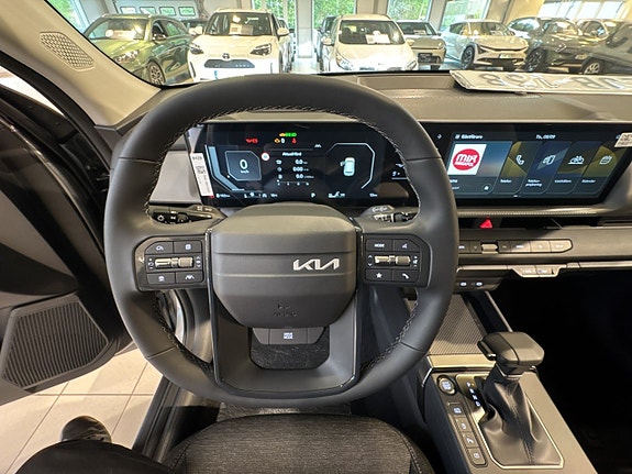 Kia Seltos 15 of 20