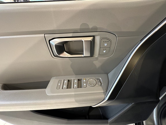 Kia Seltos 18 of 20