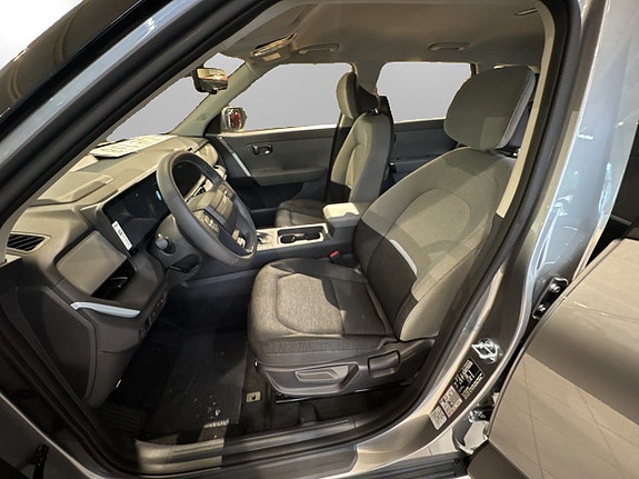 Kia Seltos 8 of 20