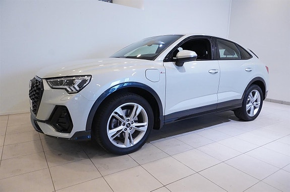 Audi Q3 3 of 21