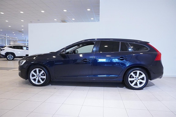Volvo V60 4 of 18