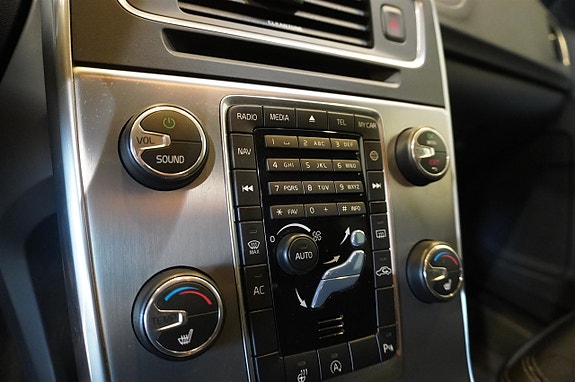 Volvo V60 17 of 18