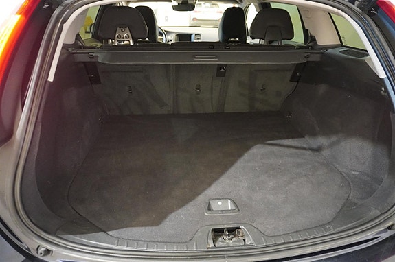 Volvo V60 8 of 18