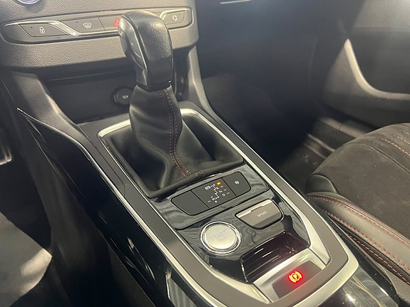 Peugeot 308 21 of 27